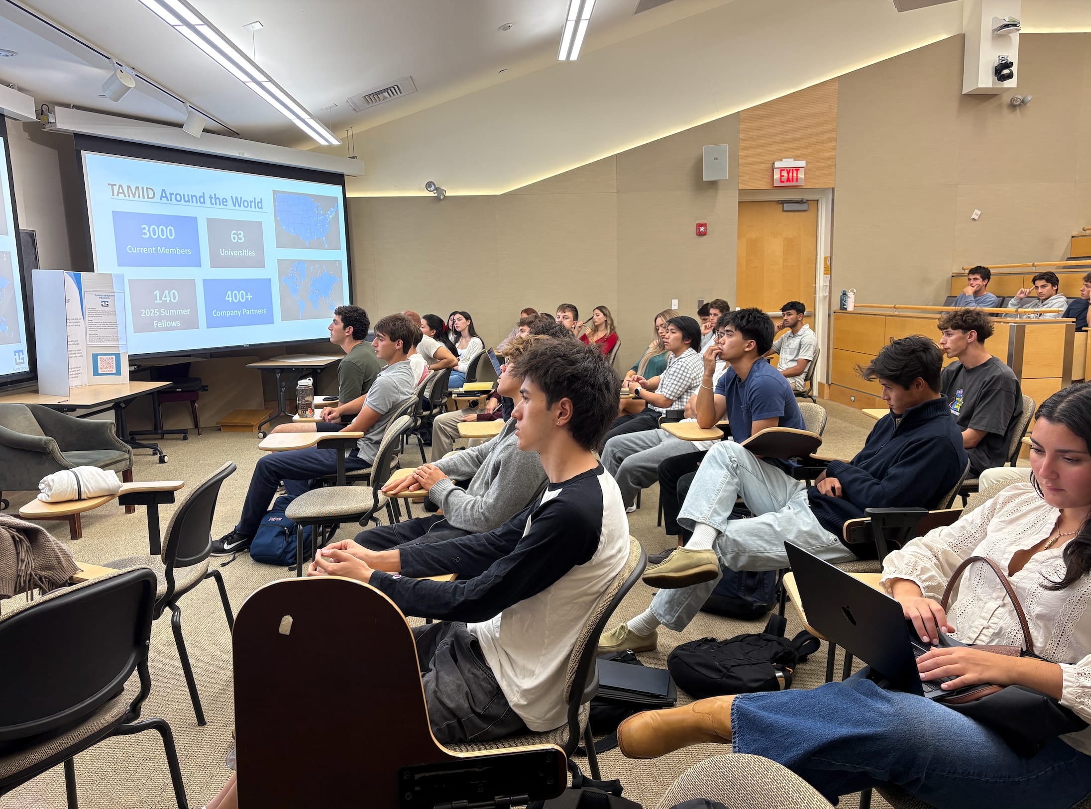 New members listening during a TAMID@Brown info session